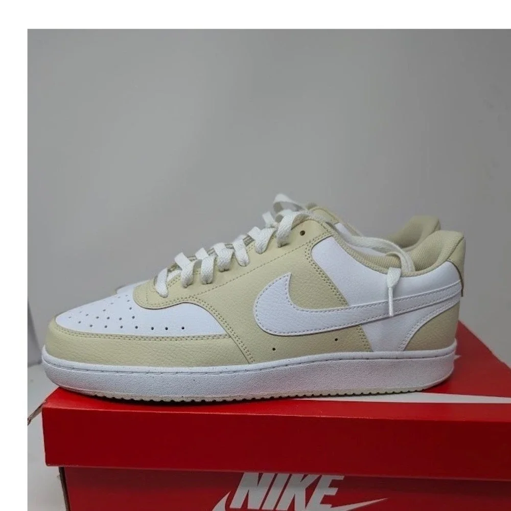 Nike Men's Court Vision Low‎ sneakers tan and white NWT sz 12